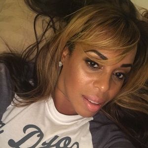 Meet your Posher, Malinda